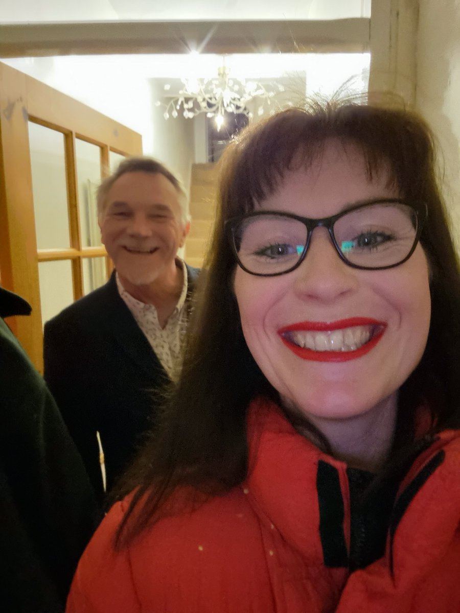kfiggitt's tweet photo. Looking forward to seeing u @ShappiKhorsandi as its been 5yrs since I proposed to my now husband #frontrowphil @sohotheatre end of @MrAndyParsons #slacktivist https://t.co/0x3ehEFI2W