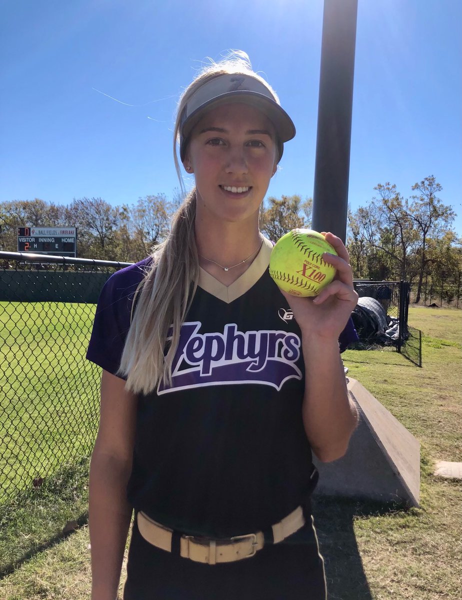 Congratulations to 2022 2B <a href="/reese_timmons/">Reese Timmons</a> who collected a HR in todays 3-1 win over USA National and 2023 OF <a href="/BownCameryn/">Cameryn Bown</a> for her 💣against Epic National in the Top Club National.