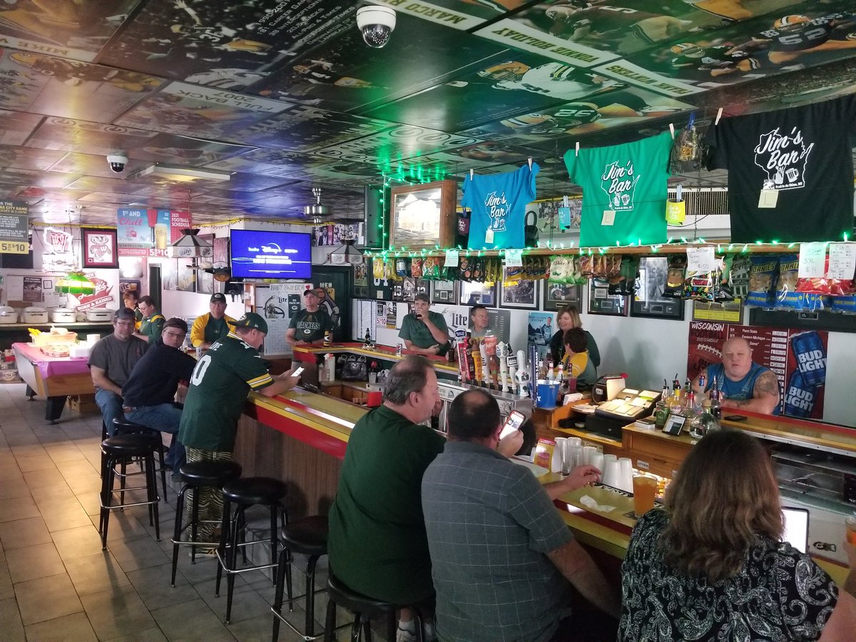 Bill_Michaels's tweet photo. @JimsBarPdc is ready.
Come on in @packers fans https://t.co/rKvandnfK3