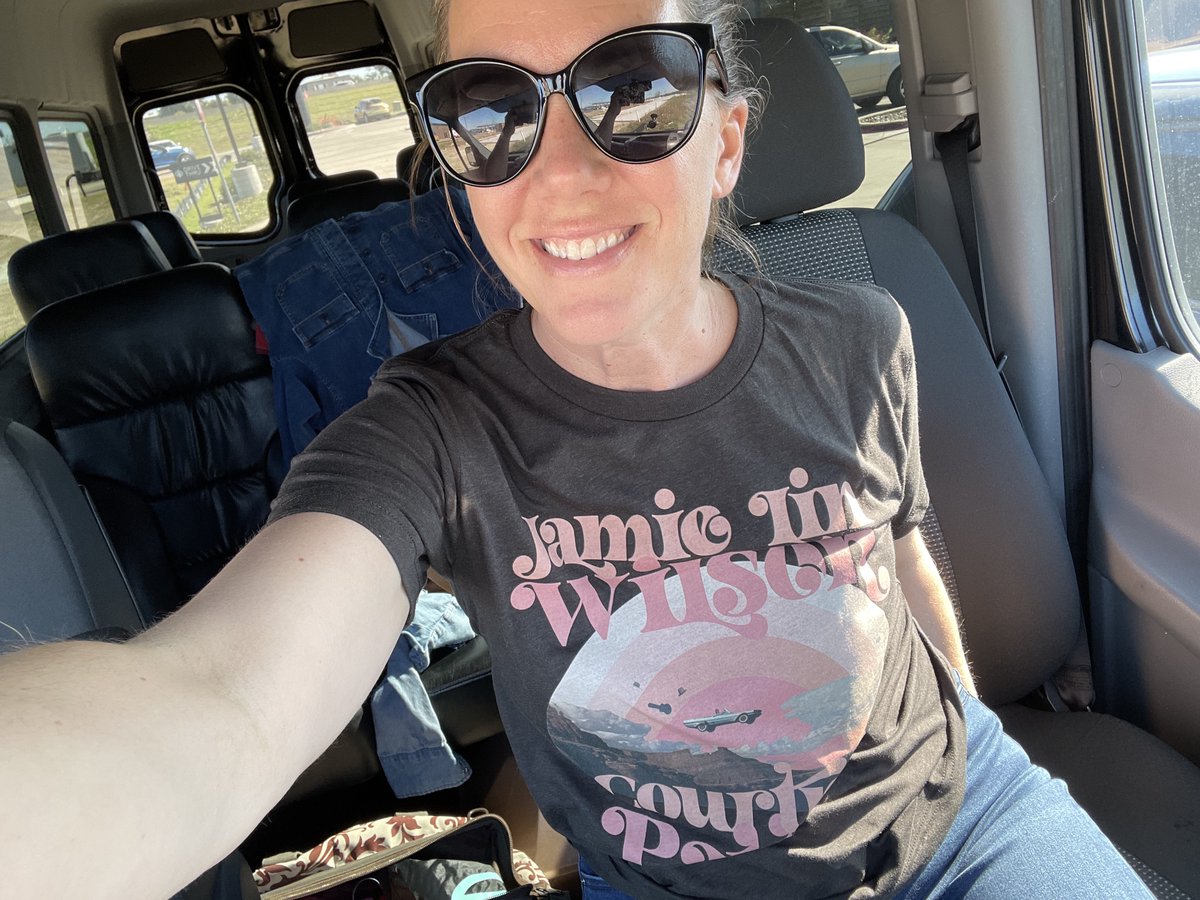 jamielinwilson's tweet photo. After all these years, Courtney and I FINALLY made a ✨combo✨ shirt!! Get em while they’re hot!!
Head over to https://t.co/WMlPvAXiCj!
#jamielinwilson #courtneypatton #texasmusic #newmerch https://t.co/o7E0vFtYsE