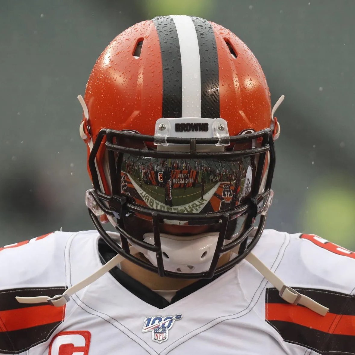 Baker Mayfield has a perfect 158.3 passer rating in the first half 👀