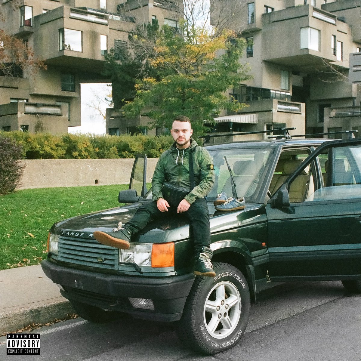 rowjayCOB's tweet photo. Pour les gens qui veulent savoir c'est quoi l'inspiration derrière la cover de CDF2 🤣🤣🤣 https://t.co/u28pLZbZpj