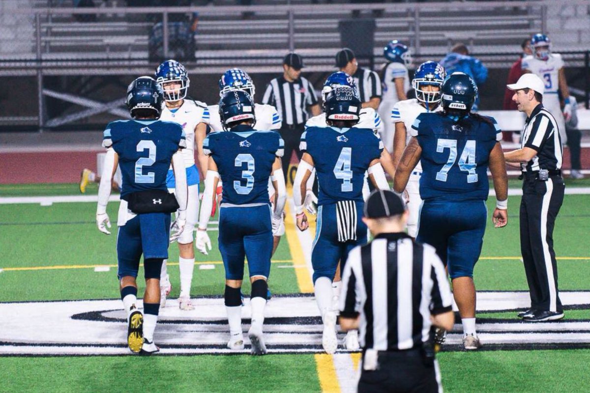 johnath39147565's tweet photo. Go check out my senior year highlight!! https://t.co/248R6uzniJ
