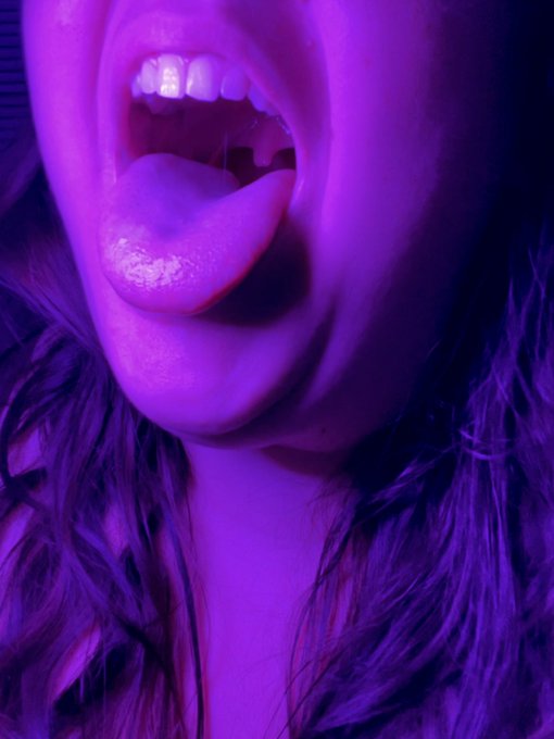 Watch 🜲 inkiighost's leaked NSFW photo on TwXstars