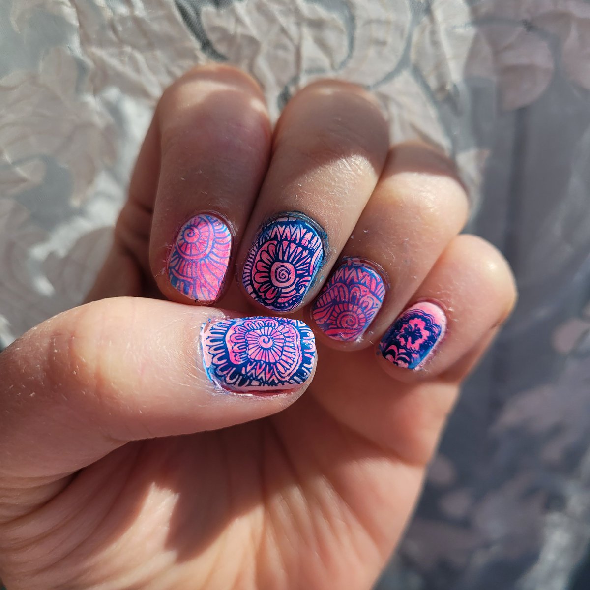 PinkusPonkus's tweet image. Playing with some color combos for my nails today. 3 different shades of pink for the base, two for the stamps. I dig it. 💕💙 PINKEST10 for 10% off at Maniology! @hellomaniology 💕
-
#ManiologyAmbassador #Maniology #ManiologyCommunity