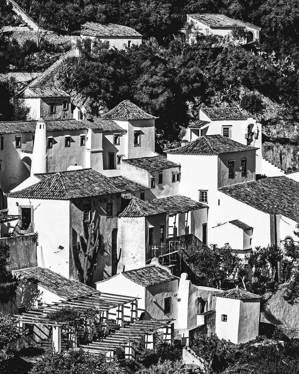 guibot's tweet photo. Convento dos Capuchos, Arrábida
.
#arrabida #palmela #portugal #serradaarrabida #landscape #bw #bwphotography https://t.co/eT9TzId16P