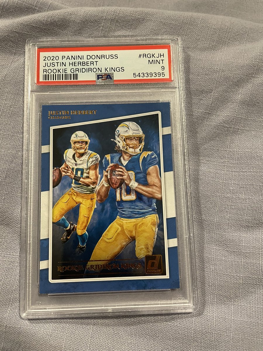CardGuy6's tweet photo. Justin Herbert Second half special!
$50 shipped OBO

@HobbyConnector @sports_sell @Hobby_Connect https://t.co/ZMcZ2Vckzb