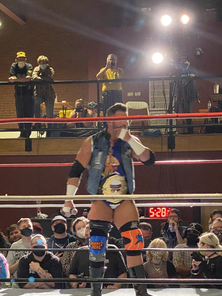 RNRFables's tweet image. Your Internet Champion, @TheMattCardona, is here!!! @MajorWFPod @MarkSterlingEsq @beyondwrestling #ReverseTheCurse #rockandrollfables #RNRF