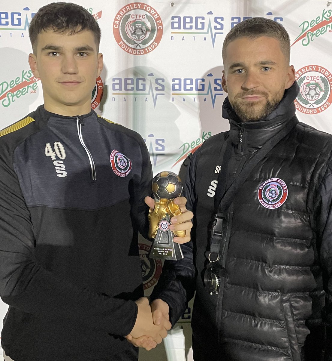 ctfcu23's tweet photo. @1SamHawkins presenting @Olliewe25583000 with his player of the month award. https://t.co/2yj2DlCmQT