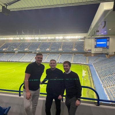 McLayGrant's tweet photo. #NewProfilePic what a day in hospitality with  @gaz_ad1 @samsheach72 https://t.co/yHebJk9moU