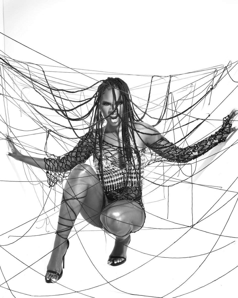 The_M_is_silent's tweet photo. Entanglement 🕷🕸
Creative Director / Wardrobe Stylist: @Avant_Garbs https://t.co/gQtxVtUQqs