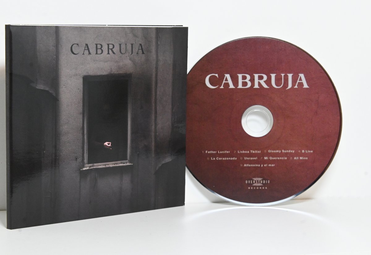 OVERSTUDIOREC's tweet photo. Album Cabruja in versione CD lo potete trovare al link qui sotto ! presto anche in Vinile colorato !
https://t.co/1RmtmUWHlX
#cabruja,#lisboatbilisi,#LaCorazonada,#unravel,#bline,#allmine,#FatherLucifer,#MiQuerencia,#alfonsinayelmar,#gloomysunday,#overstudio,#overstudiorecords, https://t.co/I08762qSDf