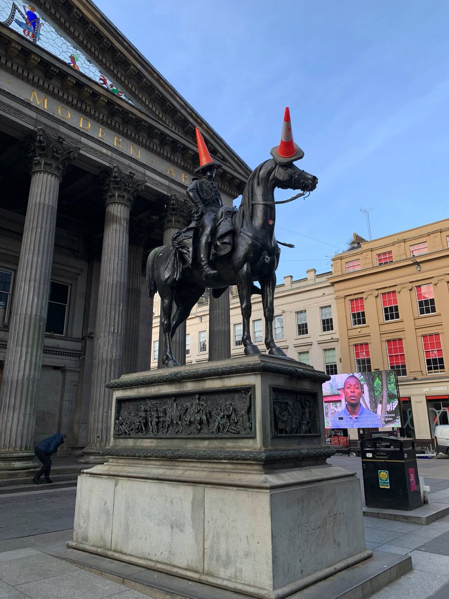 Alberto Santos-Davidson tweet media