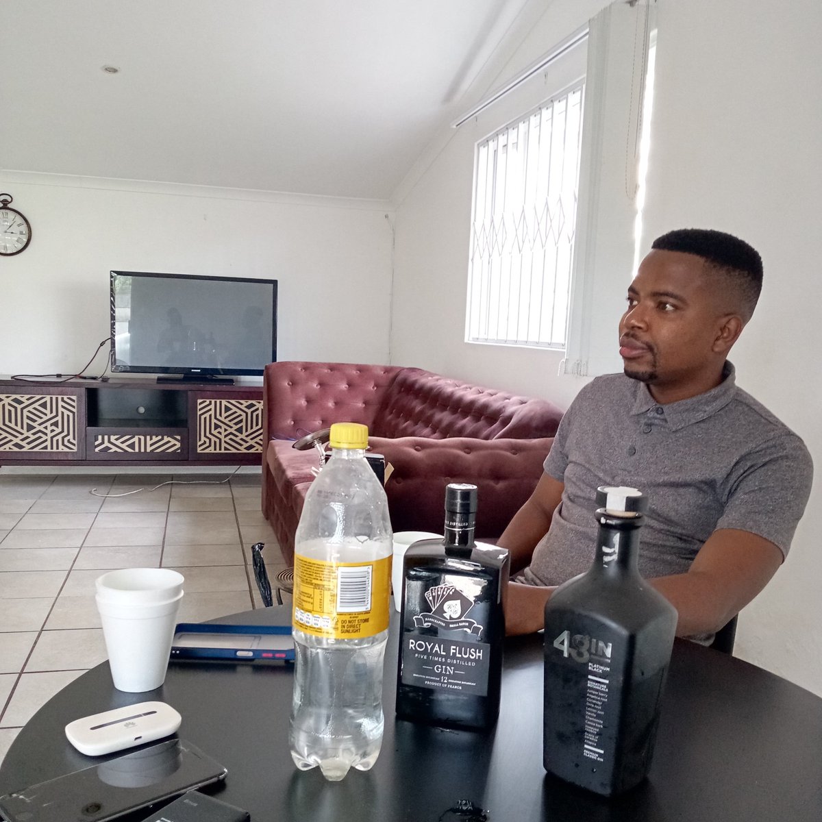 simasiwa's tweet photo. #NewProfilePic https://t.co/7i6tvA67rv