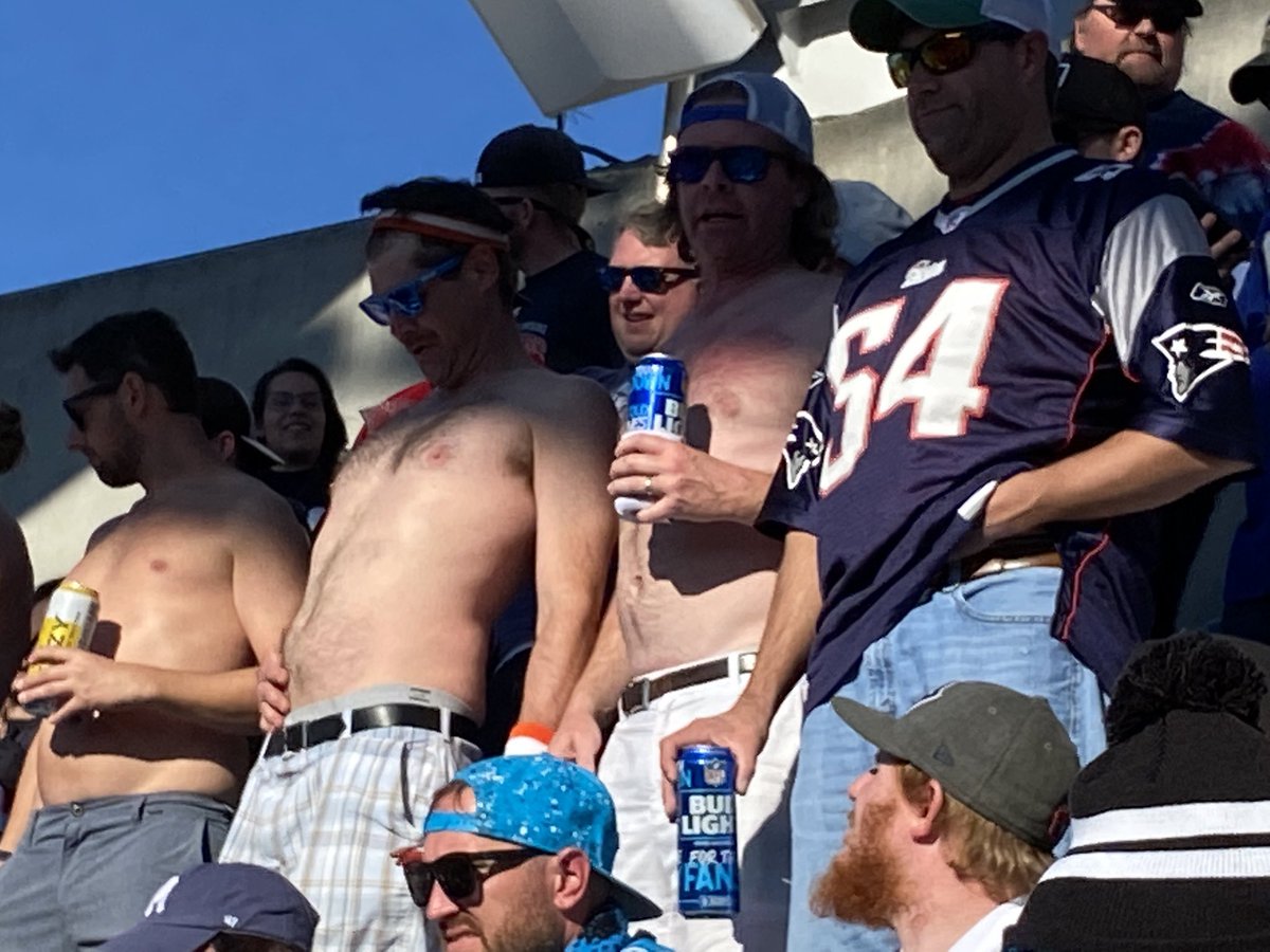 FitzyGFY's tweet photo. It’s getting weird up here in the 500s for Pats/Panthers https://t.co/YWH2kPyfAT