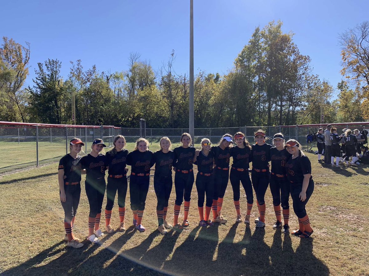 BanditsNc's tweet photo. Our first Scenic City experience and it did not disappoint.   Thank you @ConnectSports_ for having us we look forward to attending next year!  Next up Myrtle Beach for the USA World Series but some BIG NEWS coming before then stay tuned...  #grindtoshine #controlthecontrollables https://t.co/pOM9CPuTGQ