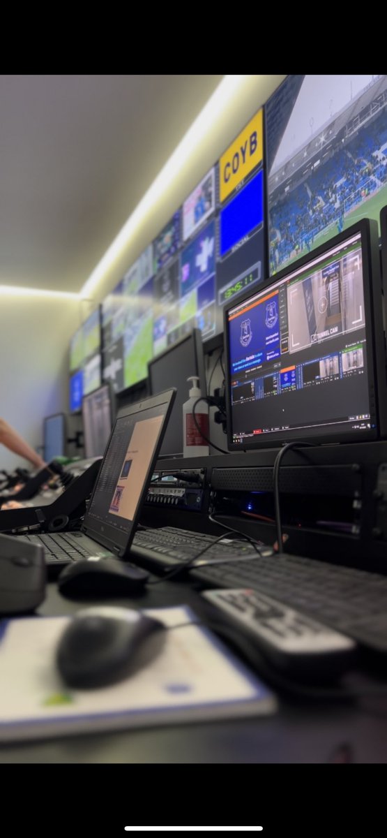 EHopkinsonmedia's tweet photo. Everton vs Spurs tonight ⚽️ https://t.co/DCVegycsrn