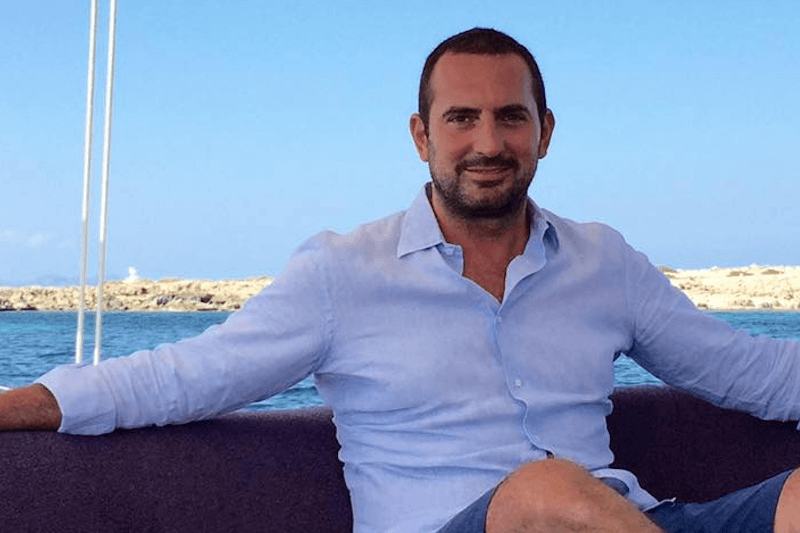 gayit's tweet photo. Vincenzo Spadafora, coming out a Che Tempo Che Fa:"Sono omosessuale, giusto dirlo per il mio ruolo politico" https://t.co/C80eWijnAW #VincenzoSpadafora https://t.co/xAqo2vc9wi