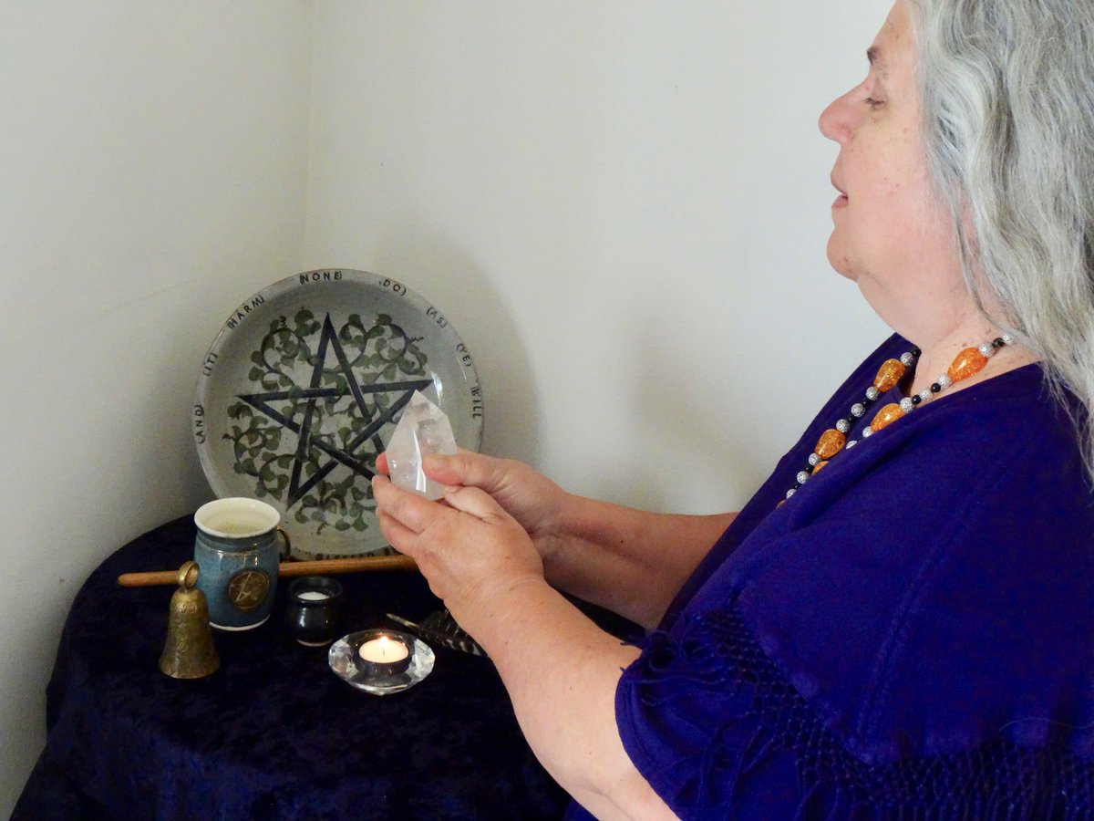 Pagan_Spirit's tweet photo. #CircleCraft as a #SpiritualPath. Free audio workshop online today, Sun, Nov 7 on #NatureMystic at 6 pm CST: https://t.co/s25YwgEUk2
#SelenaFox #Pagan #Wiccan #Witch #Paganism #NatureSpirituality #Wicca #Witchcraft #CSNPodcasts #WitchyWays #WitchyThings #Witchy #WitchLife https://t.co/piYXi0bHaS