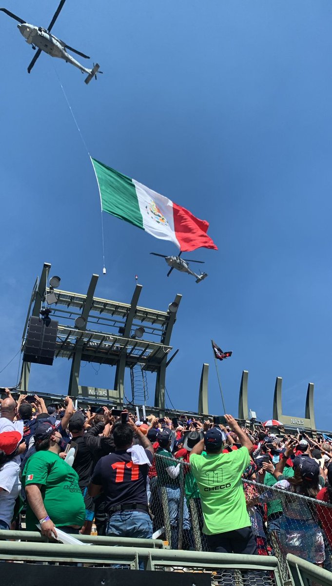 Es domingo de <a href="/F1/">Formula 1</a> y los mexicanos lo saben. Así se vive la mejor #F1ESTA #MexicoGP y @f1inschoolsmx una vez más está presente.

#f1inschoolsmexicoenelGP2021
#PersisteAC
#GPMexico