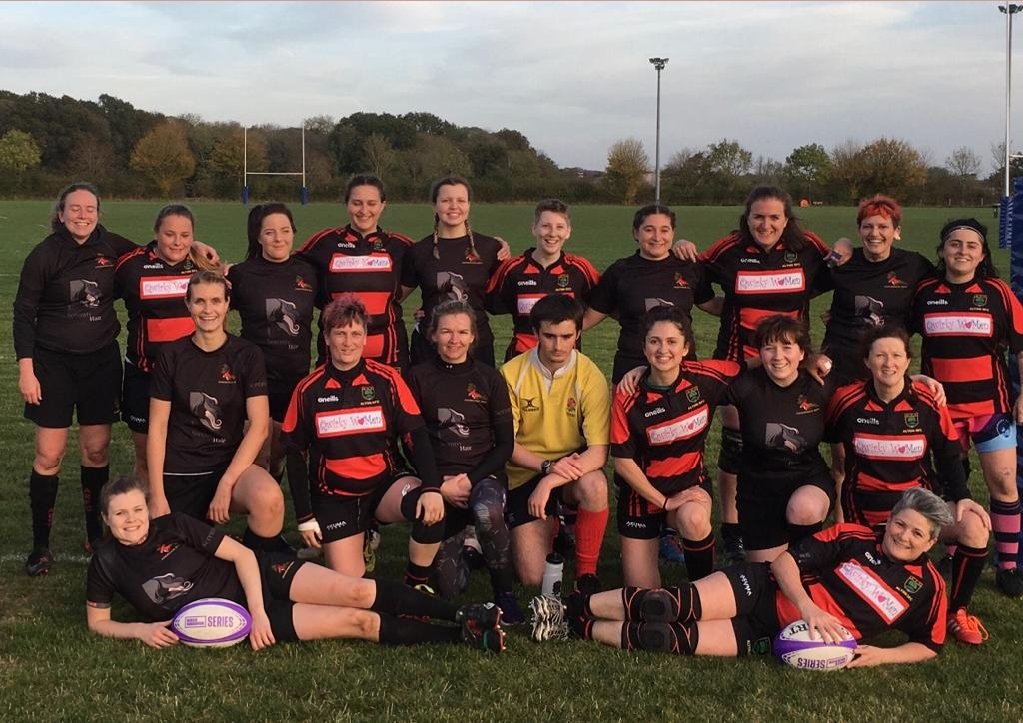 ARFCladiesrugby's tweet photo. Had the best time playing with these ladies this afternoon @NewburyWomenRFC @AndoverRFC @QwirkyWomen https://t.co/fIkN3EYEse