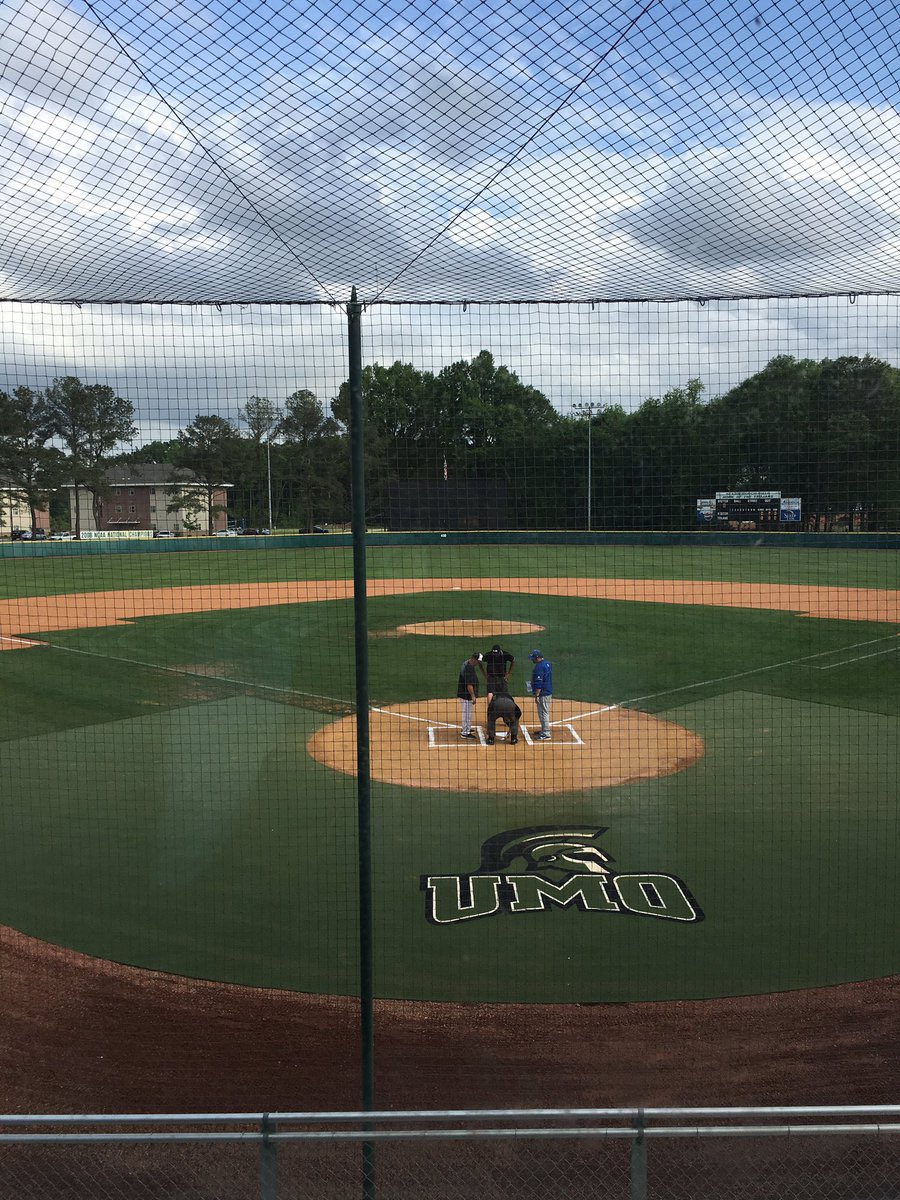 Blake_Freeman22's tweet photo. I am blessed to announce my commitment to the University of Mount Olive. I would like to thank God my Family and my friends as well as all my coaches that has helped me throughout this process! Also I would like to thank the Mount Olive coaching staff for believing in me! https://t.co/2KiLnlvWJh