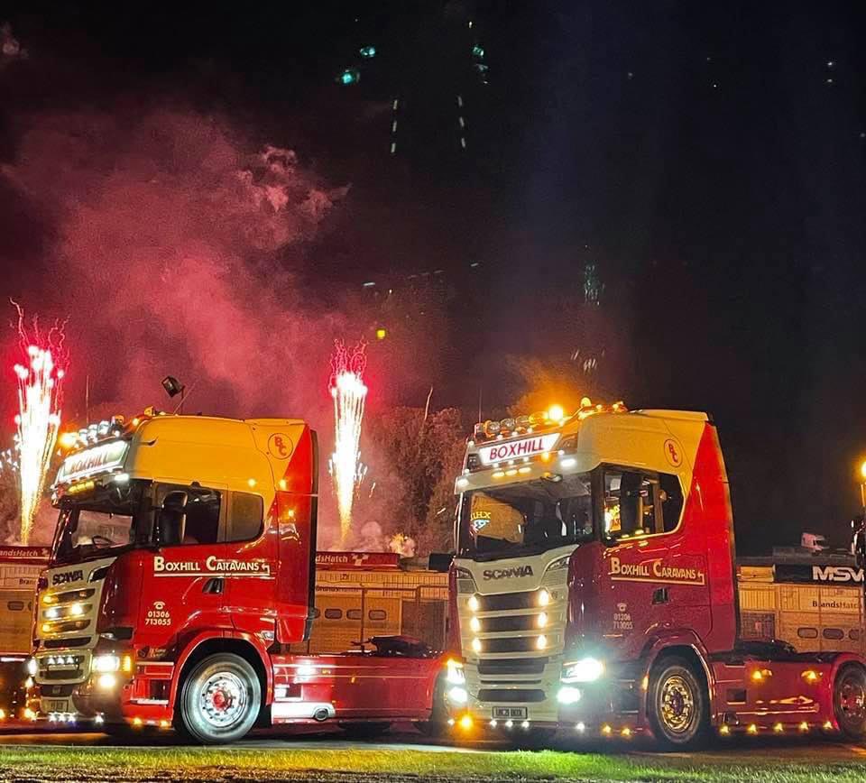 BoxhillCaravan's tweet photo. A weekend away for two of our @ScaniaUK lorries. @Brands_Hatch #770s #v8 #520 #bonfirenight2021 https://t.co/nuBsRdZBgg