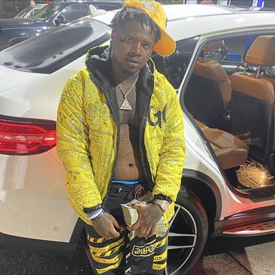 KT_23_251's tweet photo. #NewProfilePic https://t.co/tdsTKdsXm9