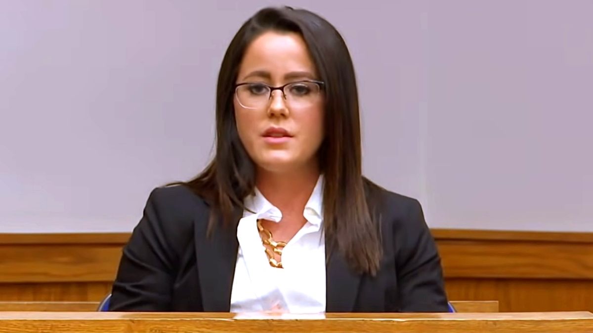 Monsters & Critics: Teen Mom 2: Jenelle Evans calls Kail Lowry’s lawsuit against Briana DeJesus ‘dumb’ https://t.co/b3jDTMPmDL #crime #news https://t.co/3hKBaFfiC7