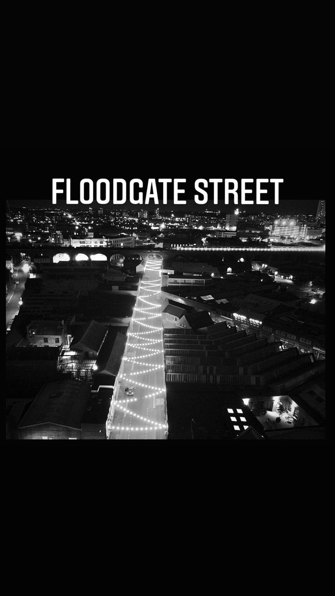 hey #BrumHour, my goodness the dark nights are now here aren’t they!
got a busy editing week this week with video and photography to provide clients with 🎥🚁📸