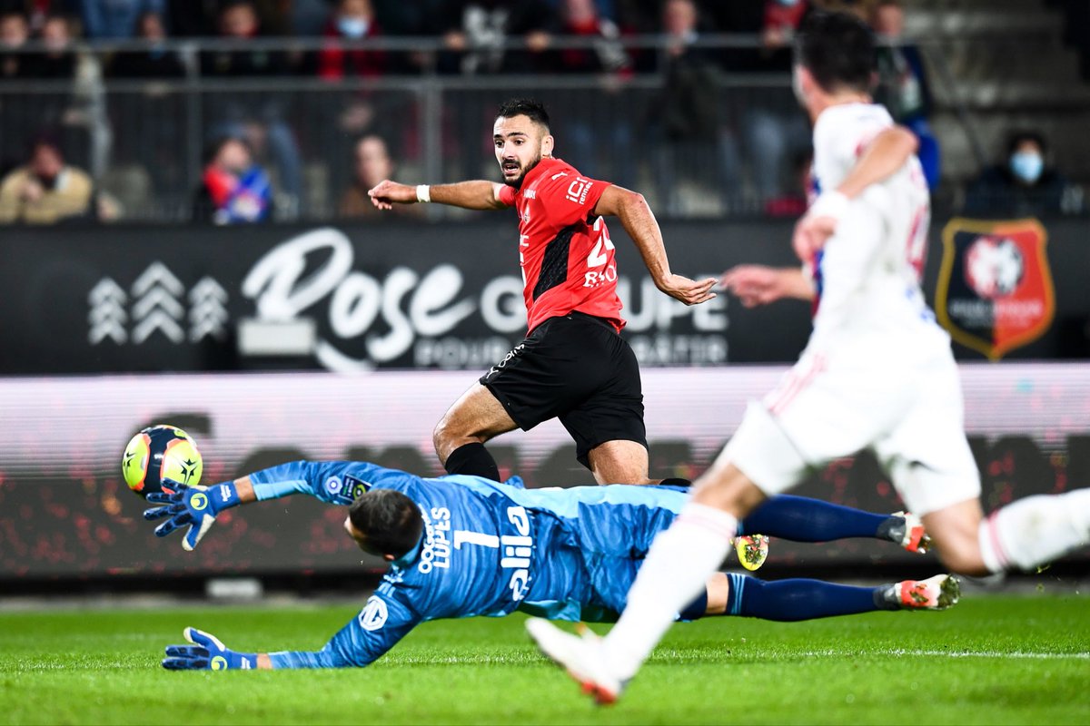 ActuFoot_'s tweet photo. Domination totale des Rennais face à l’OL : 12 tirs à 0 (dont 8 cadrés). 🤯 https://t.co/ZMO4jYRNSg
