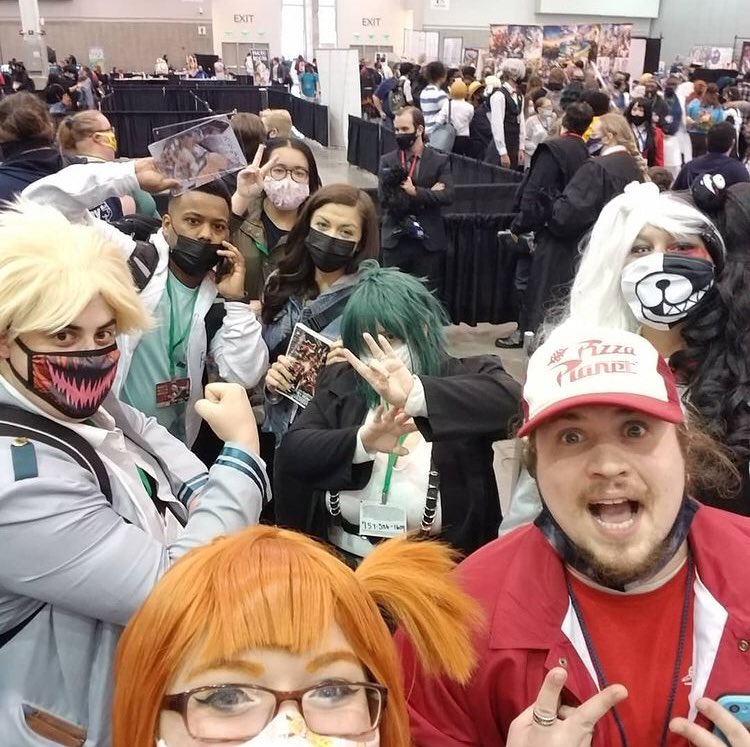 Armagreggon777's tweet photo. #First time ever waiting in a line to get an autograph and guess what.... WE IN THE FUCKIN’ FRONT!!! LMAO #Misty hooked it up #Luckstat sooo high...#timing #linebuddies #privilege #johnnyyongbosch #great  #cheese #MyHeroAcademia #Pokemon #Danganronpav3 #SmallStreamersCommunity https://t.co/ejAOvuesUL