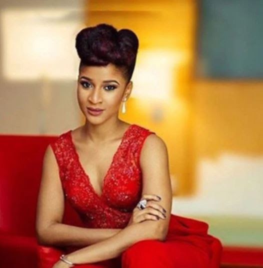 mercyflawless's tweet photo. I Have Trust Issues – Actress, Adesua Etomi Makes Startling Revelation https://t.co/bKXBoFruej https://t.co/HQjsBDfkdZ