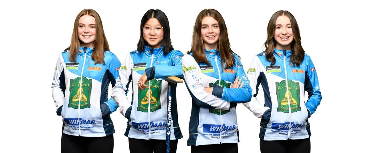 TeamBladesCurl's tweet photo. So thankful to Liam and his team @pineapple_hfx for our awesome new team pictures! 💙 They do the best school pics in town, so check them out! https://t.co/qkCWo6grta