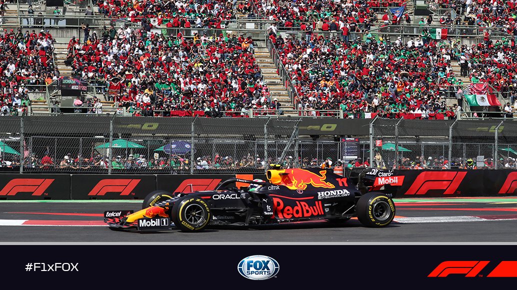 FOXSportsMX's tweet photo. ¡'CHECO' HISTÓRICO!😍🇲🇽

Sergio Pérez se quedó con el tercer lugar del Gran Premio en México🙌

El piloto de Red Bull se convirtió en el primer mexicano en conseguir podio en nuestro país✅

¡VAYA ACTUACIÓN!🔥

#F1xFOX https://t.co/fxTGaKqMnY