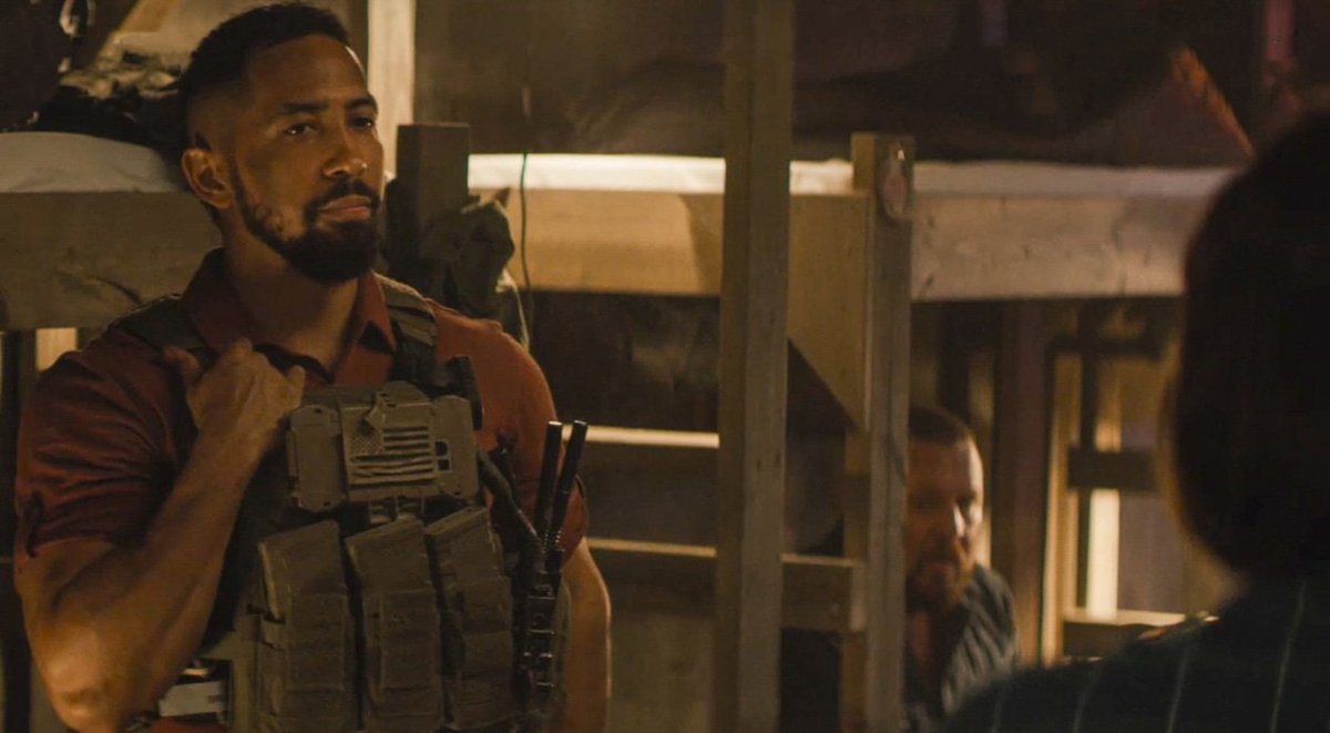 WesleyConnor6's tweet photo. Bruh the new episode of @SEALTeam_pplus was amazing but for some reason the episode was giving me Black Powder Red Earth vibes and I don't know why XD
#SEALTeam #bpre #blackpowderredearth #findfixfinish #allkillsnocapture https://t.co/LhGiAgHcPP