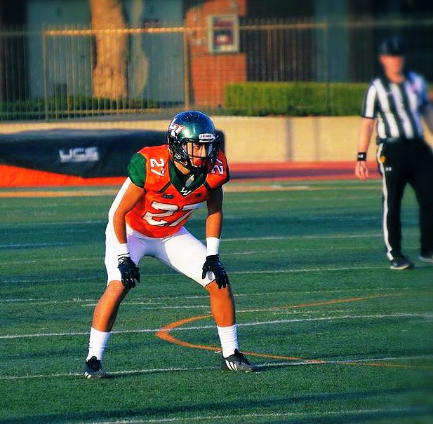 KJMacatiag1's tweet photo. Staying FOCUS to the end #HWOP @ULV_Football @ULVAthletics
#freshmanyear #kj27locdwn
photo by: @ben_bramer https://t.co/GtEdRZT6k8