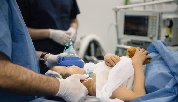 ninossindolor's tweet photo. El Prof. Dr. Walid Habre, Jefe de la Unidad de Investigaciones de la Universidad de Ginebra, Suiza,  participará de la 2° Jornada de Anestesia, Ventilación Pediátrica y Neonatal en el Hospital Pediátrico Pereira Rossell.

https://t.co/76Vr6e94OV https://t.co/9CJX7CR6gO