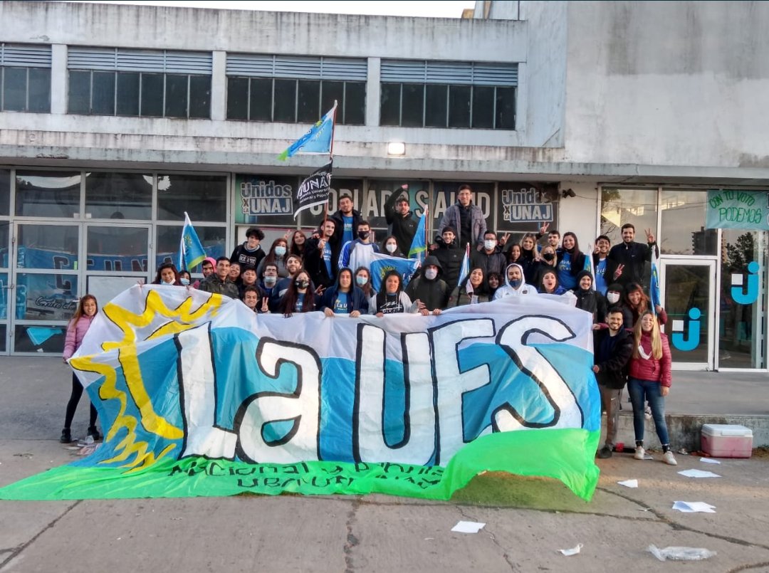 Partuniversidad's tweet photo. Histórica elección en @UNAJ_oficial lxs compañerxs de @LaUesUnaj ganaron el centro de estudiantes de Salud, el más grande de la Universidad, por 12 puntos de diferencia. Consejeros en los tres institutos y superior. https://t.co/SYk480A0wF