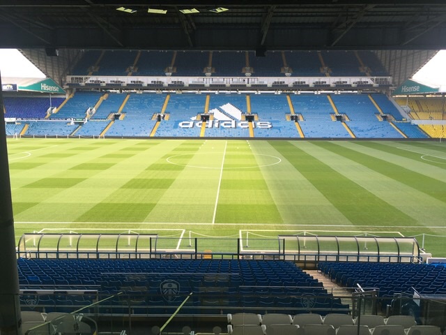 PhilJDNorman's tweet photo. When you change the shade of green just after halfway #stripes #greengreengrass #50shadesofgreen #pitch #laserlines #readytogo https://t.co/vvUZkzQ0wC