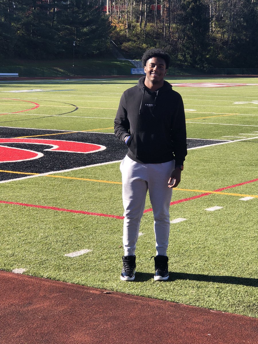 After an amazing official visit, I am extremely blessed to say that I have received my first D1 offer from Saint Francis University!
@CoachBruniSFU