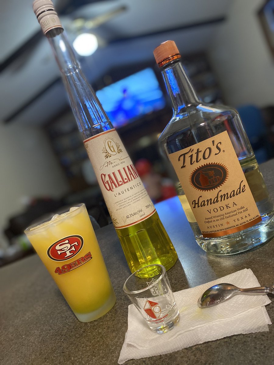 krooked82's tweet photo. @GuyHaberman @JohnMiddlekauff sippin on a lil Titos Harvey Wallbanger gettin primed up for the game!#titos https://t.co/JqV9DdumW2