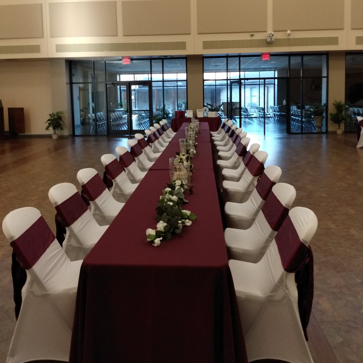 peggylemon's tweet photo. Rehearsal Dinner Setup with White and Burgundy
Contact Arispop for your next event rentals 

817-363-0016
info@arispop.com
https://t.co/KVguMr0Nmu https://t.co/x9mqEhtWbs