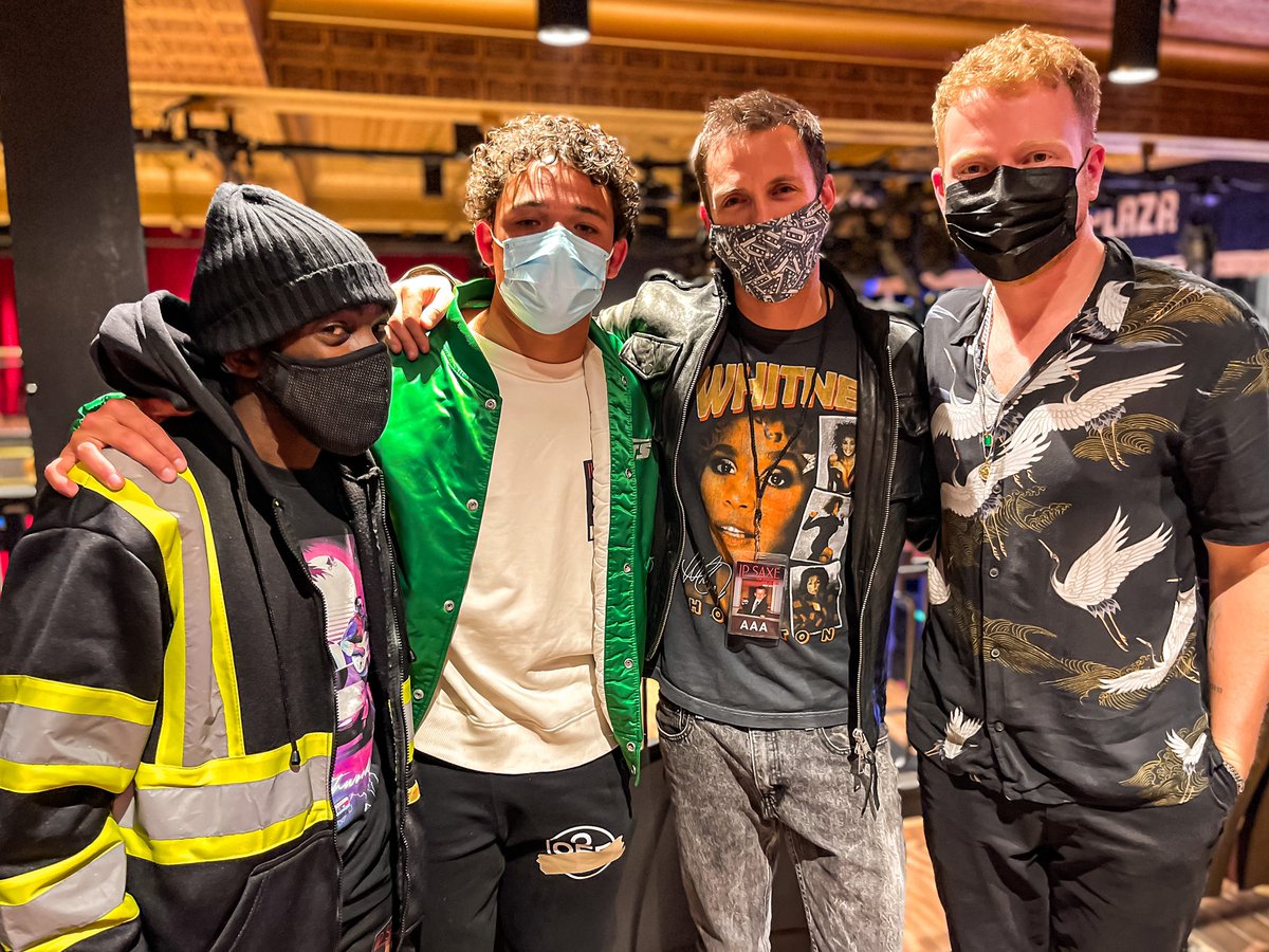 Saw my brothers <a href="/jpsaxe/">JP Saxe</a> and <a href="/hansonadam/">Adam Hanson</a> play last night. My heart was full, I sang every word, and the place was full of overwhelming love! I love you guys man. Getchyo ticket to “The Feelings Are Stupid” tour.