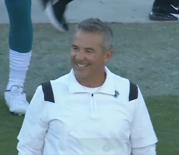 SportsCenter's tweet photo. Unreal 🤯

Jaguars stun the Bills 9-6. https://t.co/VwMrW0Tqwf
