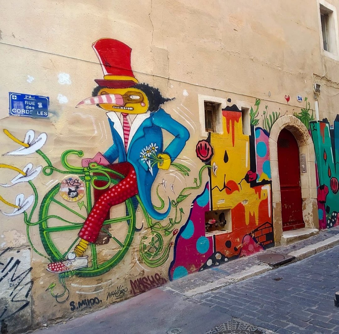 BbftsCn's tweet photo. BBFTS IMPORT &amp; EXPORT

#bbfts #import #export #inversion #realestate #socialmediamarketing #textiledesign #arquitectura #marseille #graffiti #mediterranean https://t.co/L1s3LpUIQU