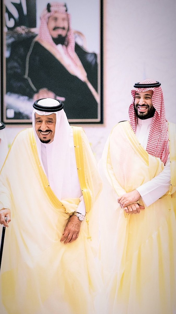 في #ذكرى_البيعة_السابعة نجدد العهد والولاء والوفاء والسمع والطاعة لـ مولاي #الملك_سلمان_بن_عبدالعزيز حفظه الله و سمو سيدي ولي عهده الأمين 🤍🤍🤍

#ذكرى_البيعة_السابعة  🇸🇦💚🇸🇦