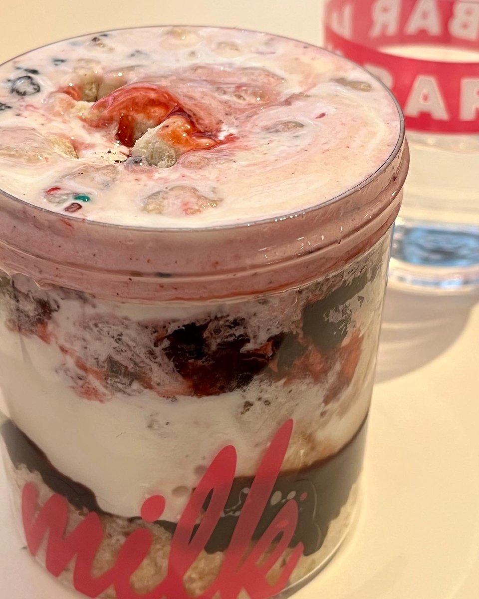 inpamskitchen's tweet photo. My new obsession-donโt judge! @milkbarstore #nycfood #nycfoodscene
#nyceats #eaternyc
#nycfoodgoals #nycrestaurants #foodphotography #food #foodie #desserts #dessert #sweets #milkbarstore https://t.co/Expa8aV2Ao