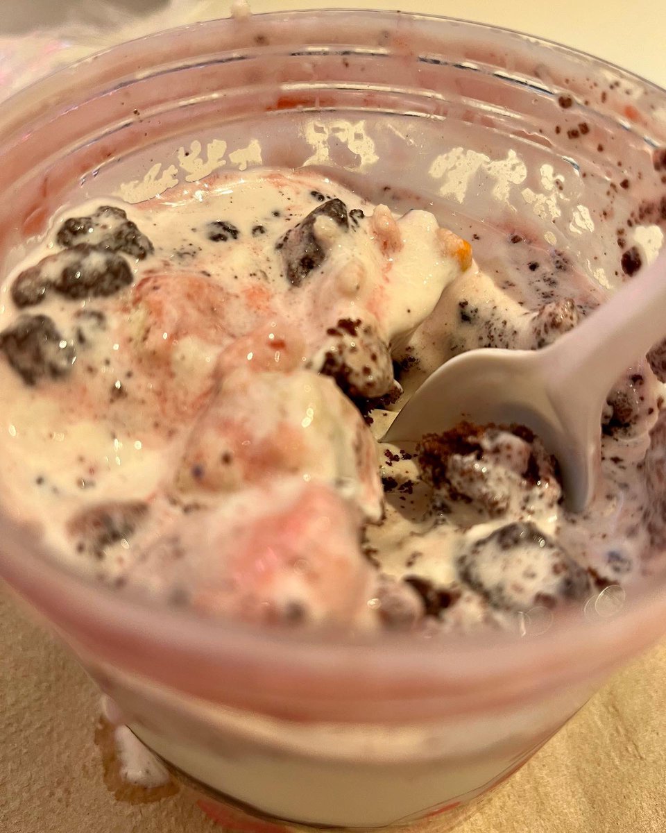 inpamskitchen's tweet photo. My new obsession-donโt judge! @milkbarstore #nycfood #nycfoodscene
#nyceats #eaternyc
#nycfoodgoals #nycrestaurants #foodphotography #food #foodie #desserts #dessert #sweets #milkbarstore https://t.co/Expa8aV2Ao