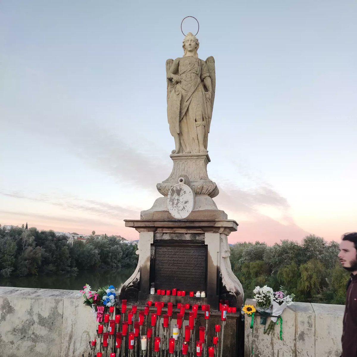 bordadosperales's tweet photo. Adiós Córdoba 💚, después de una tarde de procesión, paseo y exposición, disfrutando del arte de los artesanos cofrades.
No faltéis !!!!!
www.bordadosperalesoro como
#semanasantacordoba #cordoba #exposicioncofrade #exposicioncofradecordoba #exposiciondebordados https://t.co/EAk7lwQxeT